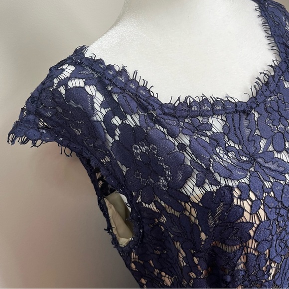 Eliza J. Navy Blue Fit & Flare Lace Bodice Cap Sleeve Cocktail Dress - size 12 - Picture 4 of 7